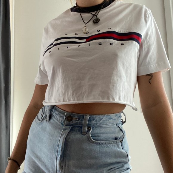 Tommy Hilfiger crop tee - Picture 1 of 2